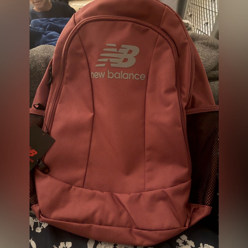 New balance girls backpack - Picture 3 of 3